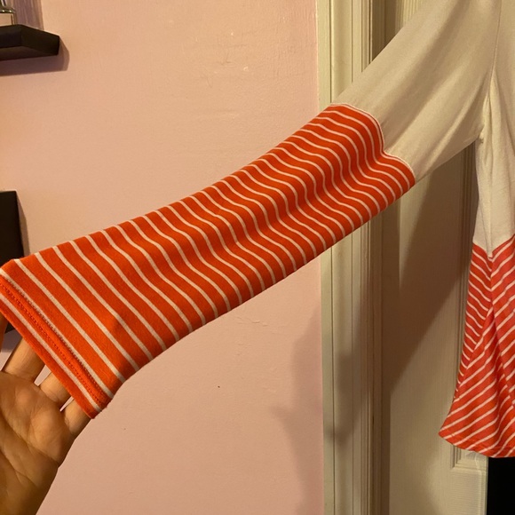 Color blocked long sleeve boutique shirt - Picture 3 of 6